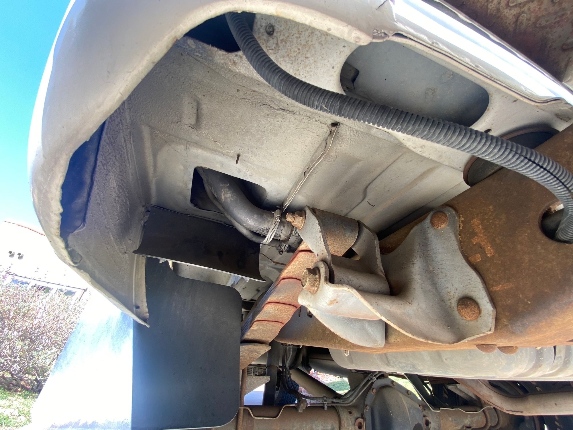 1990 Ford E-350 Econoline - 1990 e350 w/pathfinder conversion. Los Angeles - Used - VIN NA199e350 - 112,555 Miles - 8 cyl - 4WD - Automatic - Van - White - Los Angeles, CA 90041, United States