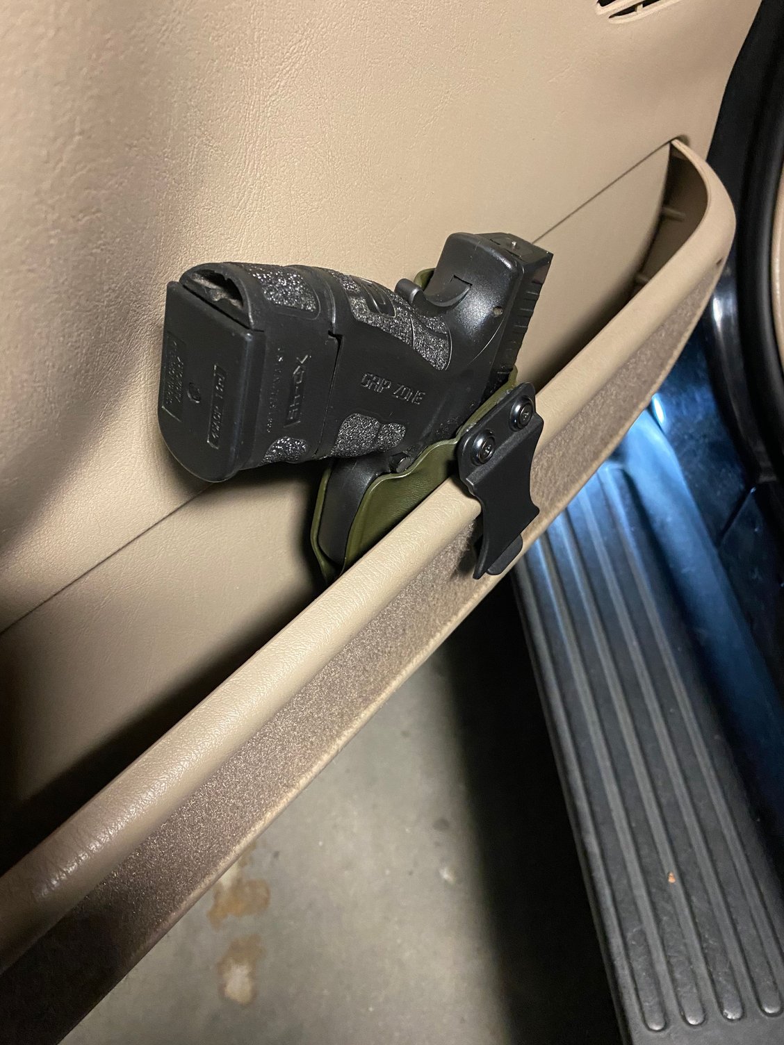 Center Console Right Handed Pistol Holster Ford Truck Enthusiasts Forums