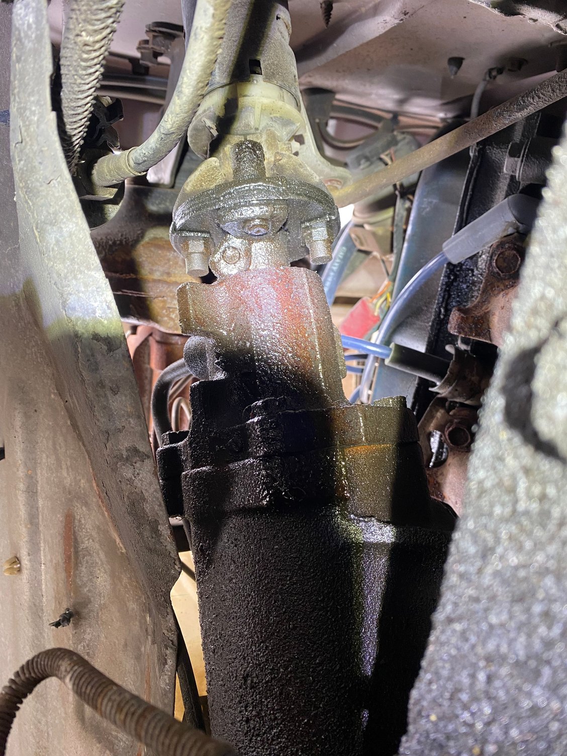 Leaking steering box Ford Truck Enthusiasts Forums