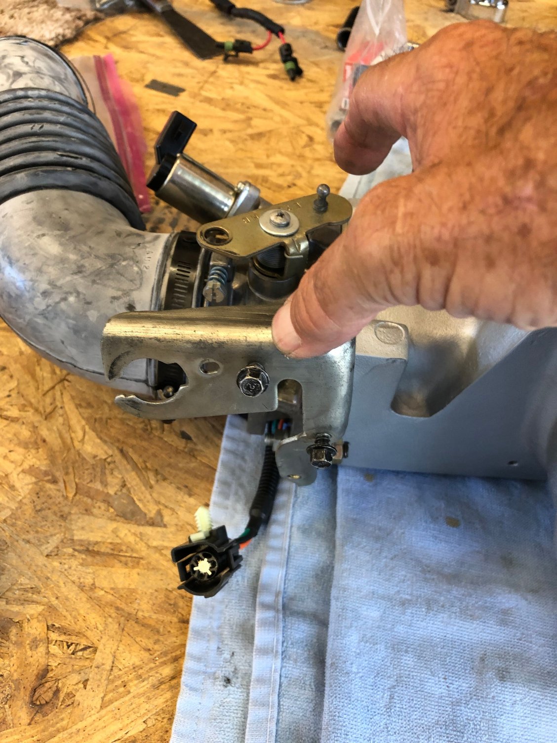 Accelerator Pedal to Throttle Body Linkage/Cable Ford Truck