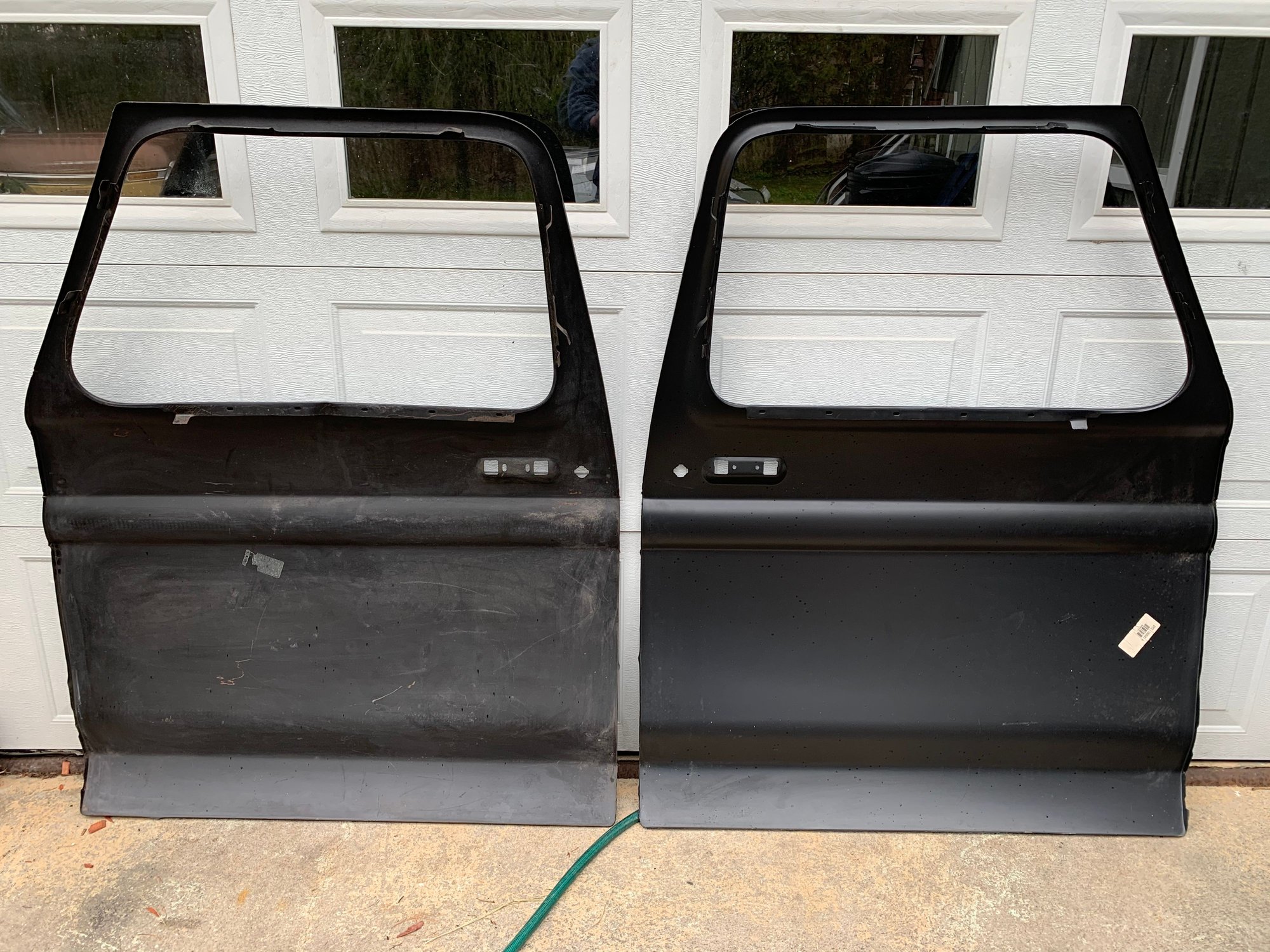 Exterior Body Parts - Pair of 73-79 Original Ford NOS Door Skins - D9TZ-1020200-A & D9TZ-1020201-A - New - 1973 to 1979 Ford F Series - Binghamton, NY 13904, United States