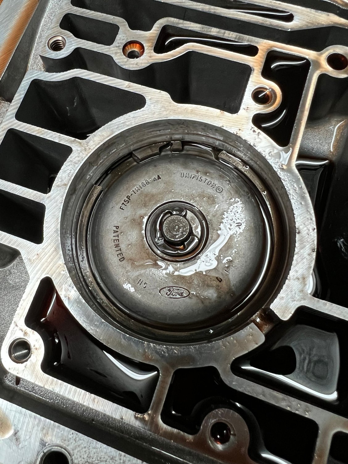 Common issues with the snap ring broken on Overdrive Servo
