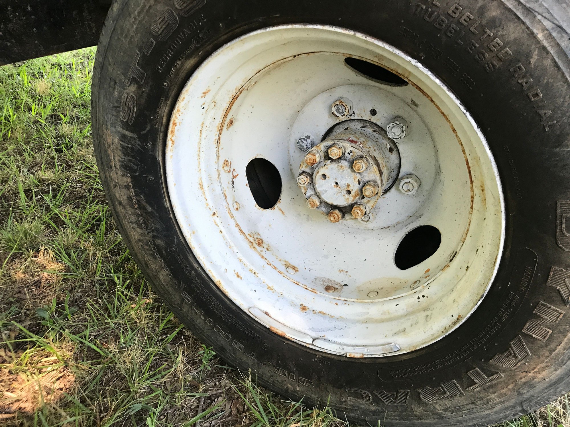 Help Identify 1966 F350 wheels -pics - Ford Truck Enthusiasts Forums