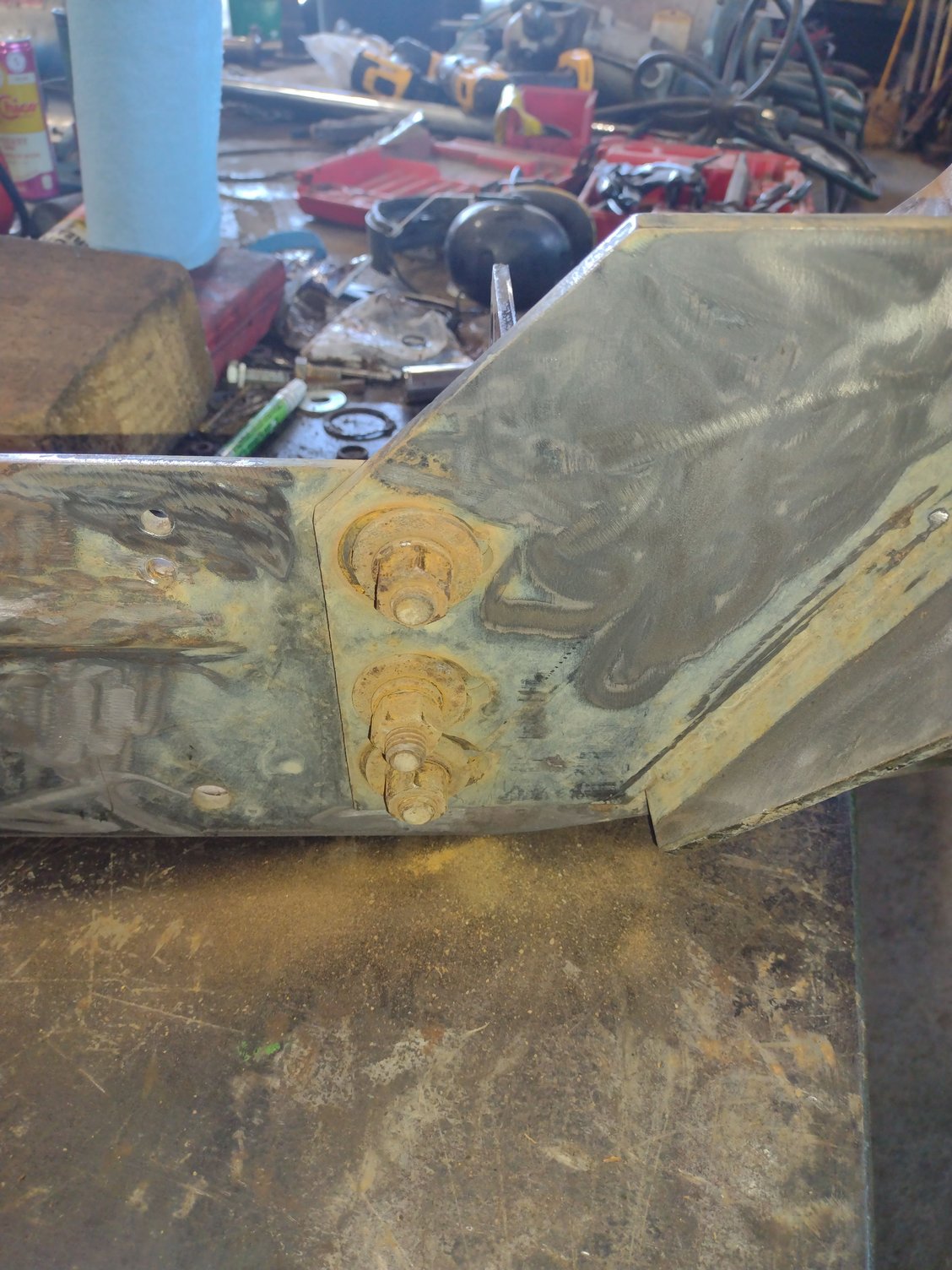 That dust came from those bolts.