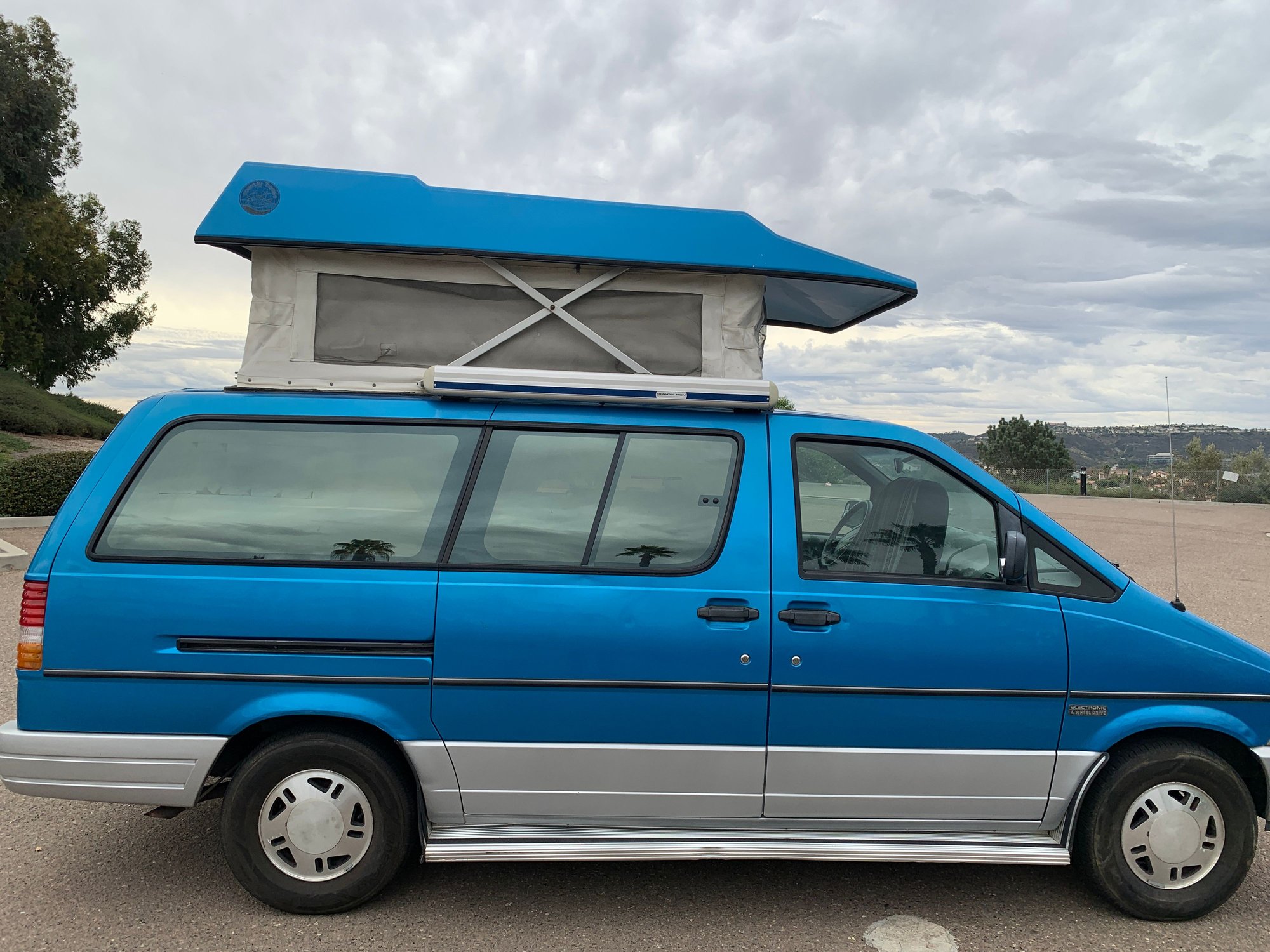 1995 Ford Aerostar - 1995 4X4 Aerostar Camper - Used - VIN 1FMDA41X6SZB15360 - 140,000 Miles - 6 cyl - 4WD - Automatic - Van - Blue - San Diego, CA 92129, United States