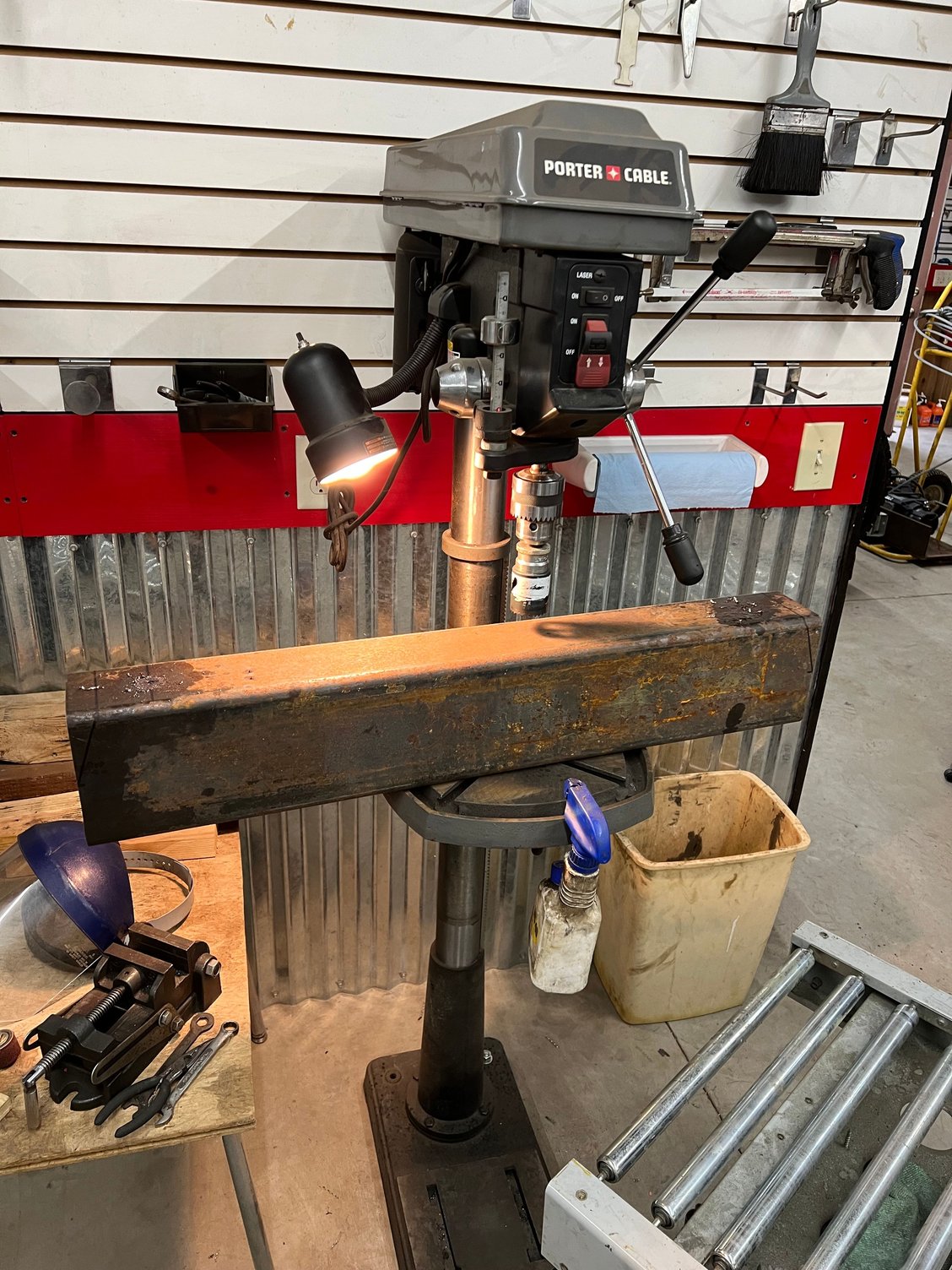 I know it�s overkill, but I have the material. Started with a piece of 4 x 6 inch 1/4 wall tubing.