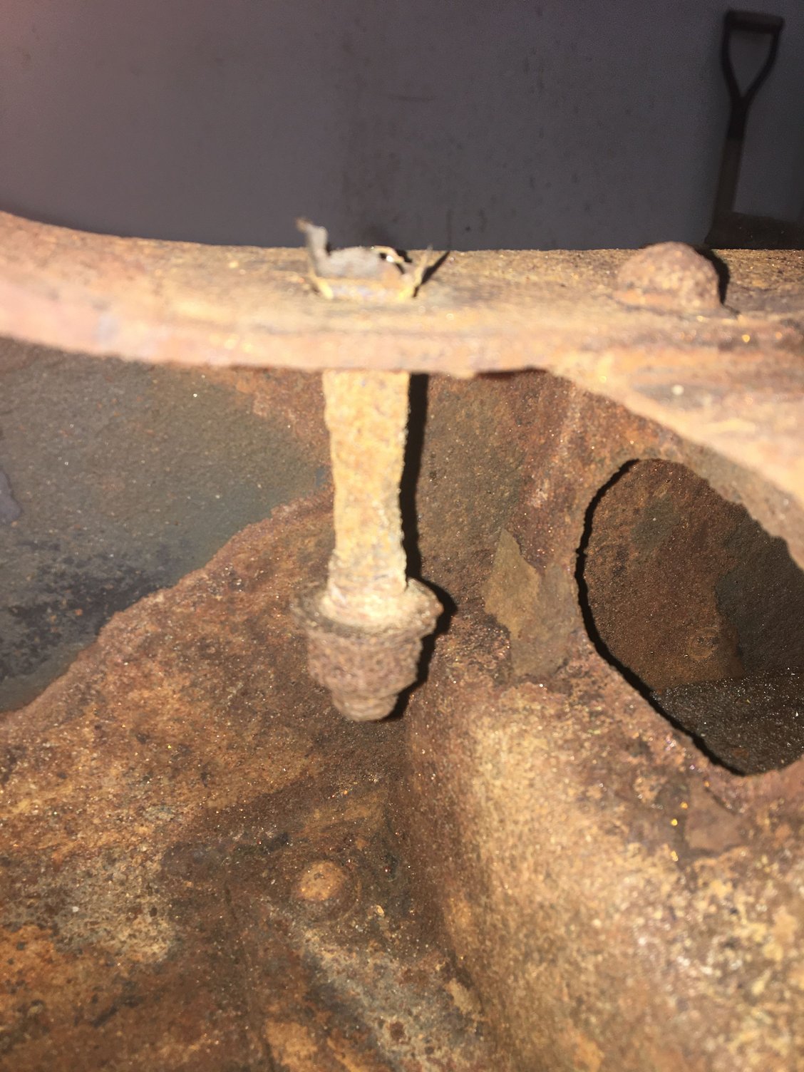 bed bolts spinning Ford Truck Enthusiasts Forums