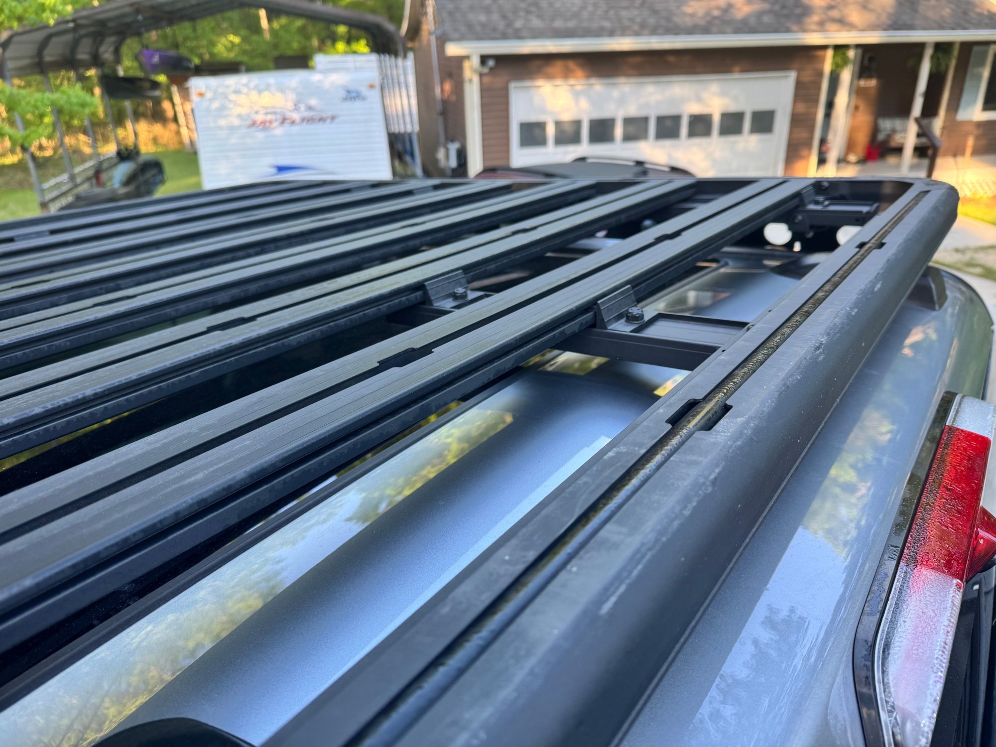 Exterior Body Parts - Yakima Lock-n-load platform for 2017-2022 F250/F350/F450 - Used - -1 to 2026  All Models - -1 to 2026  All Models - Fayetteville, GA 30238, United States
