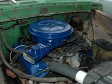 Replaced the valve cover gaskets, the mechanic was good enough to paint them Ford blue...