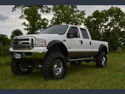 2006 Ford F-350 Super Duty - Lifted Ford F350 Lariat - Used - VIN 1FTWW31P26EC50471 - 122,650 Miles - 8 cyl - 4WD - Automatic - Truck - White - Falling Waters, WV 25419, United States