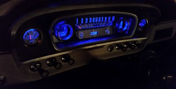 Picked up the LED lights from the guy I'm building the Mustangs for.  He didn't need them - going Dakota Digital on the '69 Stang - so got these for a song.  I like he effect!