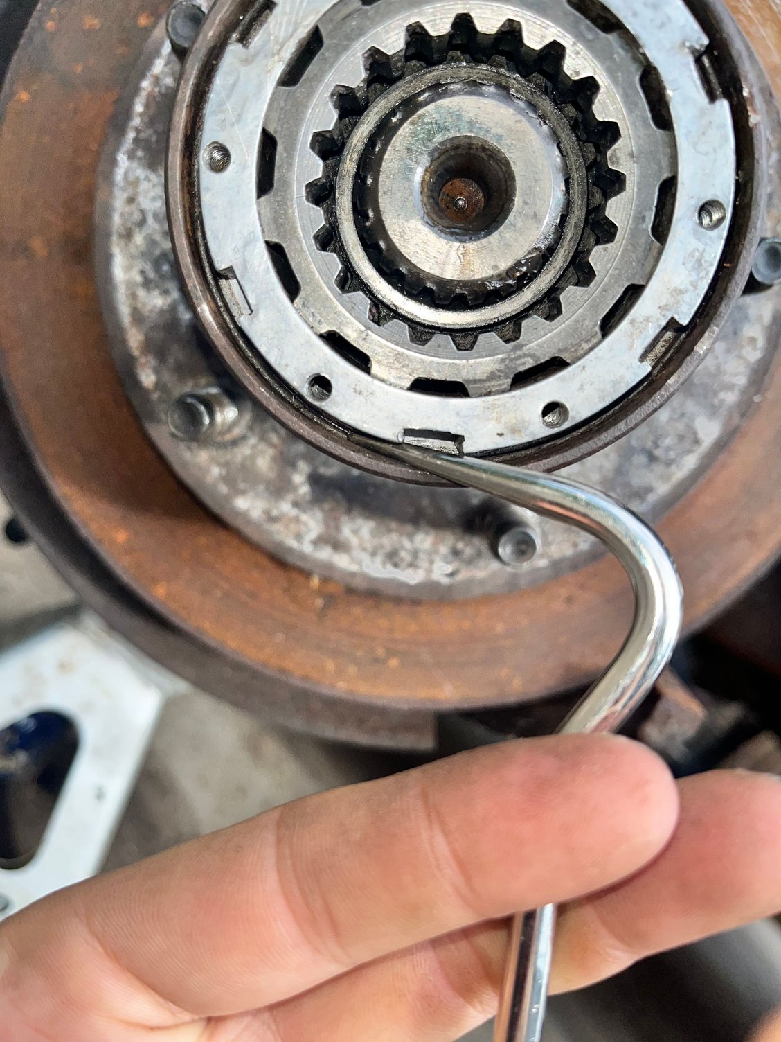 pick indicating left end of lock ring; you can see the channel it�s in nearly all the way round 