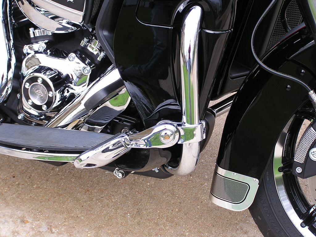 Just how adjustable is the adjustable highway peg mounting kit