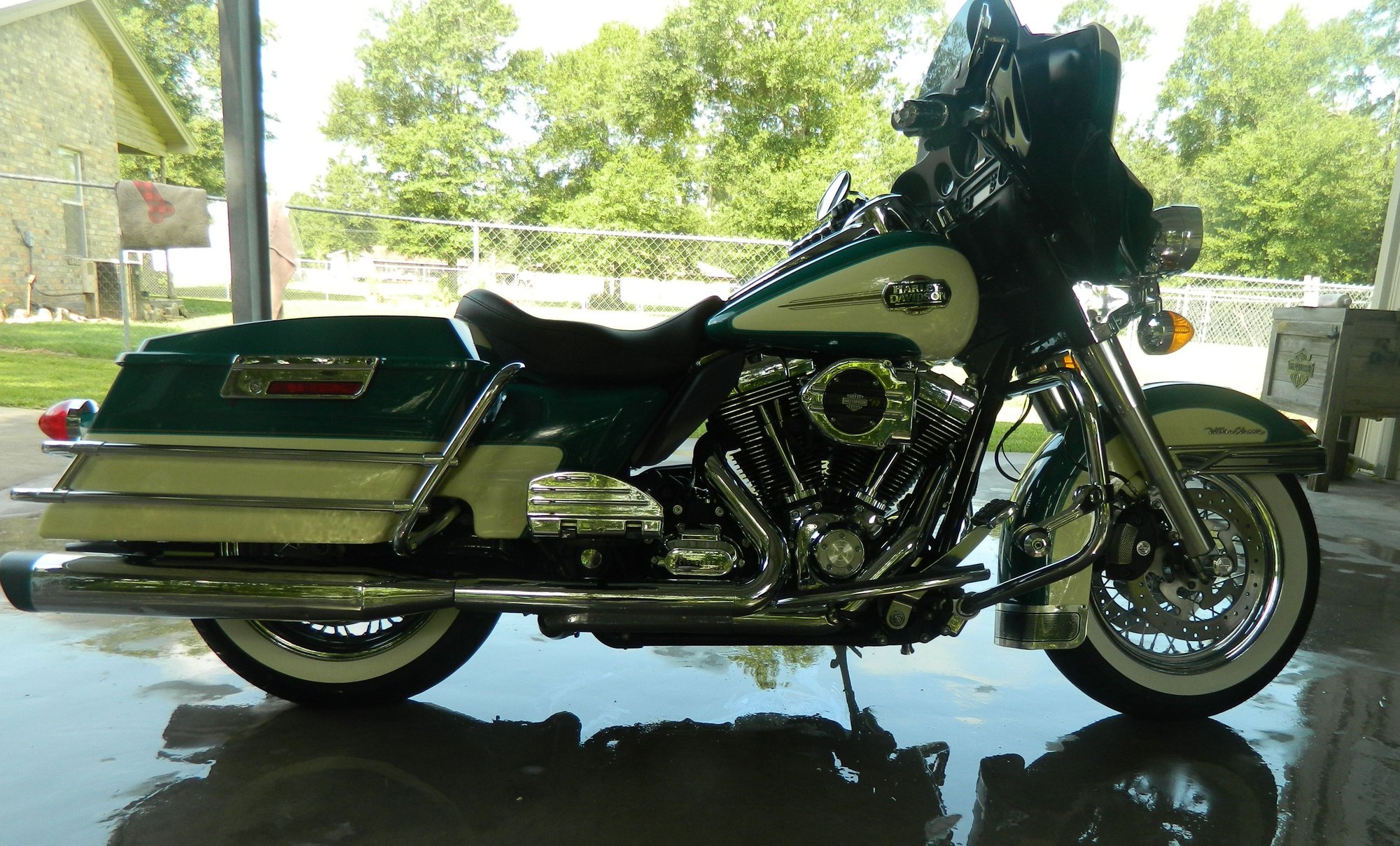 White walls? Page 6 Harley Davidson Forums