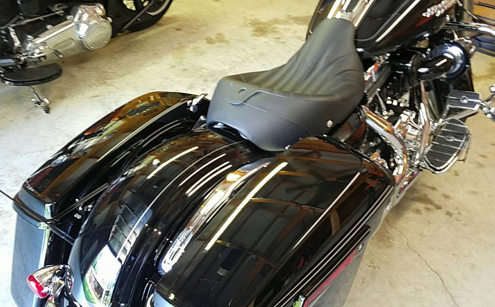 Let me see those solo seats - Page 8 - Harley Davidson Forums