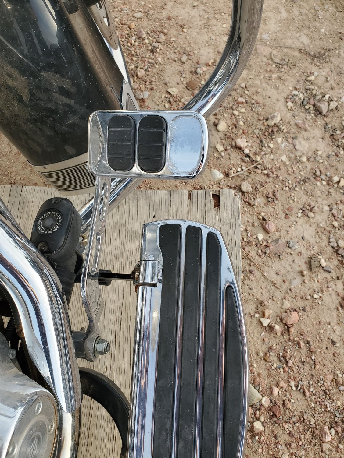 Foot controls ID Harley Davidson Forums
