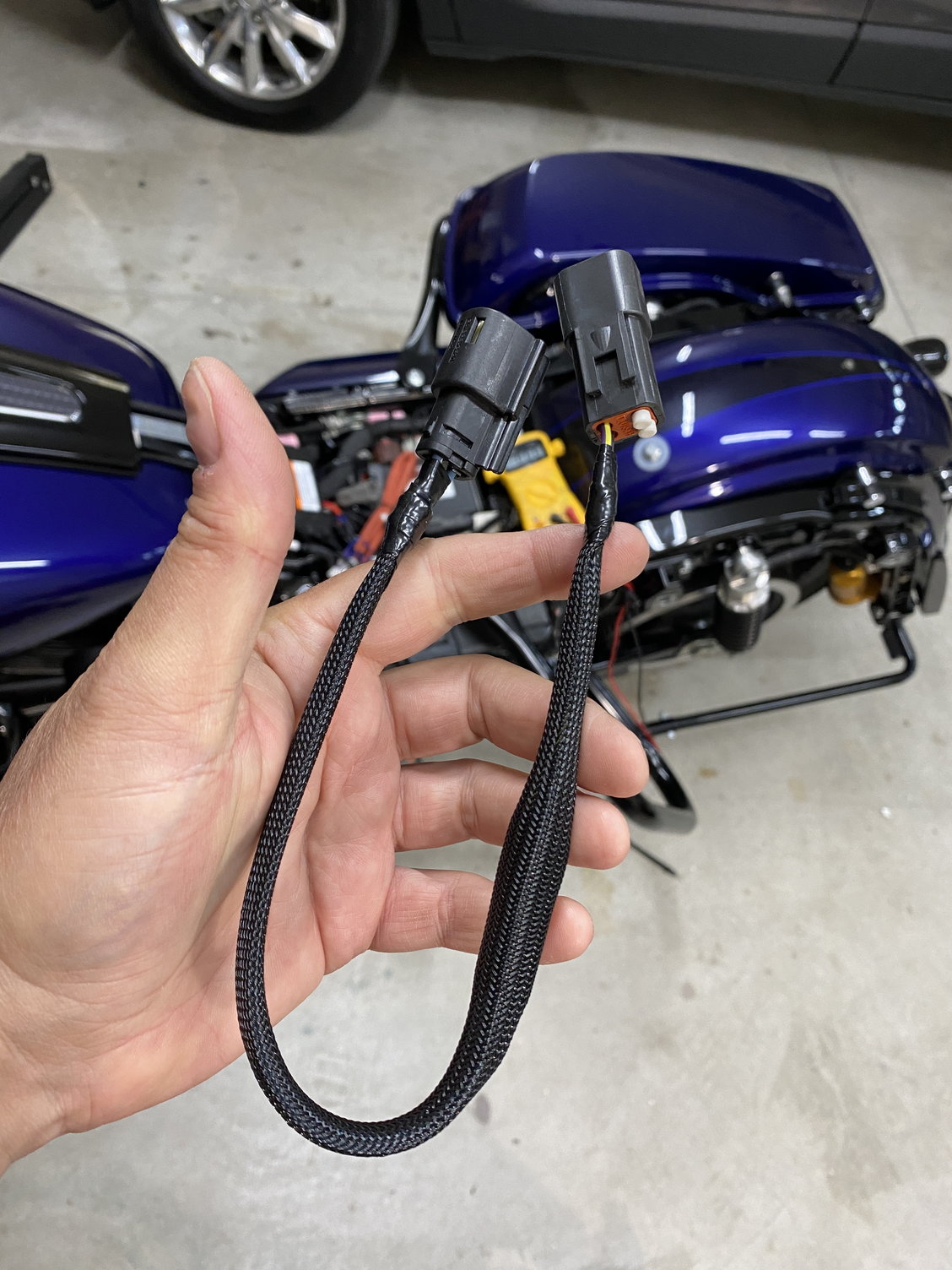 Auxiliary Power Switch Kit - Fairing Mount