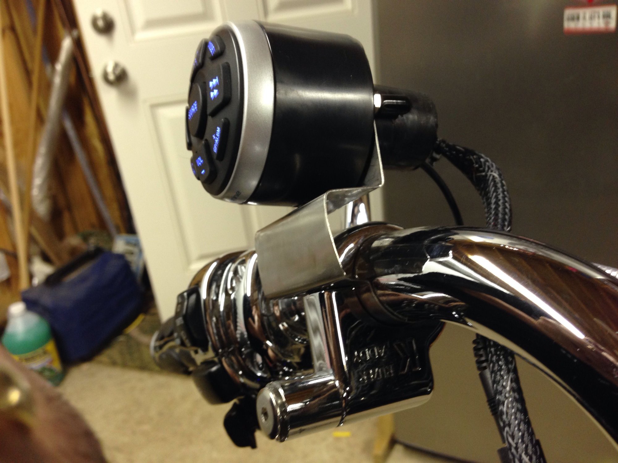 Handlebar controls for a Roadking Harley Davidson Forums