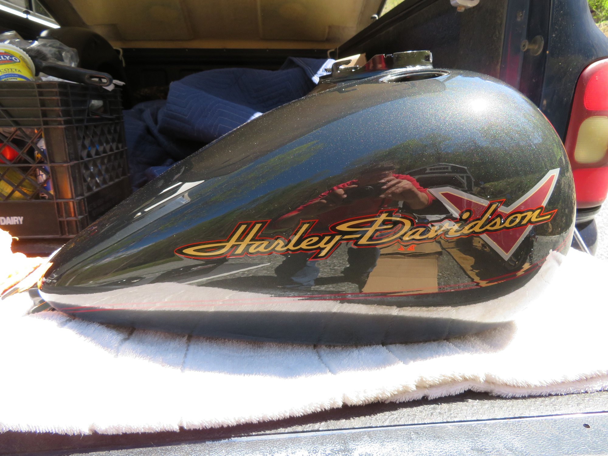 6 gallon Road King gas tank Harley Davidson Forums