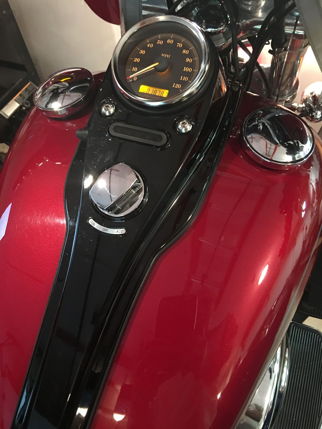 Low Rider Center Console / Speedometer Harley Davidson Forums
