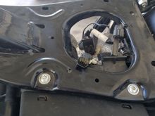 Here the 4 pin female connector that leads to the ecm for my rear cylinder. 
The male 18mm wide band o2 connector is on hanging on the right side of the bike. 