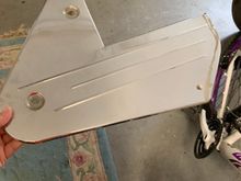 Don’t remember if I’ve posted this already but this is what my dad said was the battery cover but idk if he’s confusing it with another old bike he had 