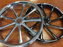 left: Ion Chrome, right: Kinetic Starkline