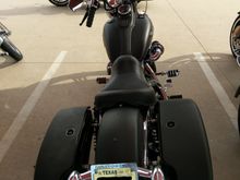 Saying goodbye to ole Elvira 2006 Dyna Streetbob