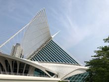 Milwaukee Art Museum, they open the "wings" at 10 AM, good 5 minute show.