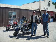 me and my buddy James on the way to Sturgis 08
