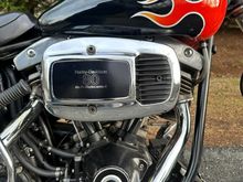 Cool looking Wide Glide Nostalgia dose not get any better than this !