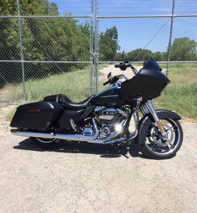 Added TallBoys floorboard brackets and LePera Outcast DLL seat.