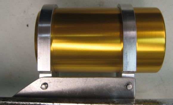 Top or bottom mount