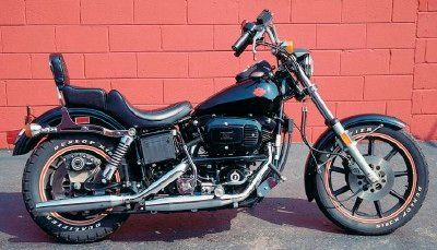 This. Someday I'll get a proper shovel. Something about the FXB screams cool 