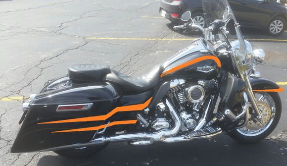 Even toyed with some color, what was I thinking? Note: V&H headpipe, Kury intake, too many different mufflers to remember. 