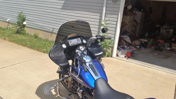 the wind screen from my 15 road glide does fit