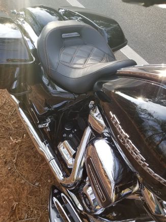 Got the CVO seat in today, knocked out about an hour test ride, I like it!