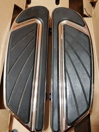 Right and Left Footboard