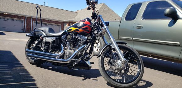 Well, here it is with the 2up seat y'all say its needing to look right. You still think it needs the apes?