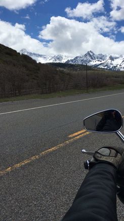 Doing my best to keep doing this Social Distancing 😂