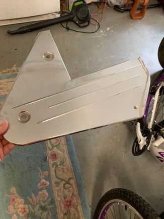 Don’t remember if I’ve posted this already but this is what my dad said was the battery cover but idk if he’s confusing it with another old bike he had 