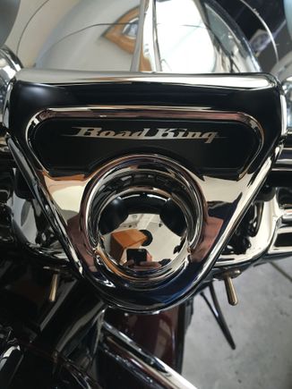 I had same thoughts. 2016 rk's came with a scripted nameplate vs blank. Purchased from Harley. Looks better!