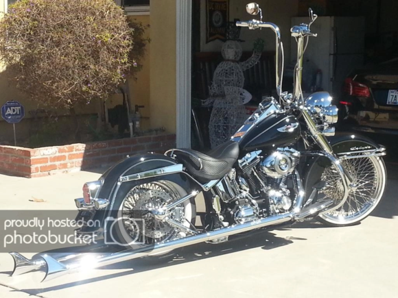 Hot damm thats a sickass ride!  Love the non fat spoke wheels! 80 spokes?