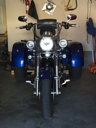 Lights bolted up!  Wiring them up this weekend!!