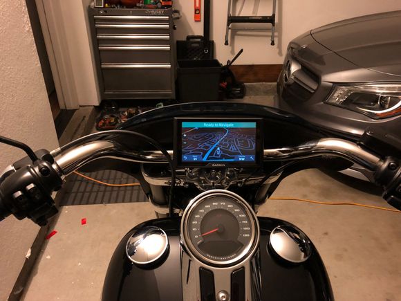 It fills the void between handlebar and mini batwing