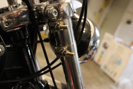 Here is a side view showing the T-bolt clamps installed.