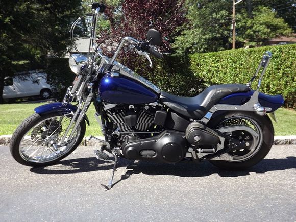 The tear drop leather bag on this side has been removed to install Progressive Shocks w/RAP