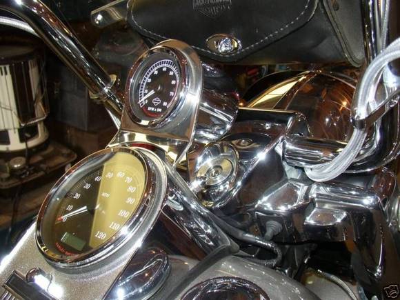 Mini Tach on FLHRC