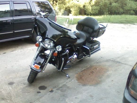 Fresh from dealer. Black Diamond H-D in Marion Illinois.