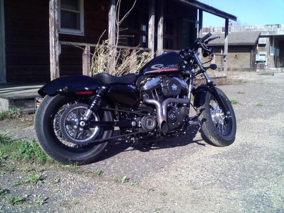 1 month later, New exhaust, intake and drag bars. Halfway home on the hour long ride from getting it tuned.